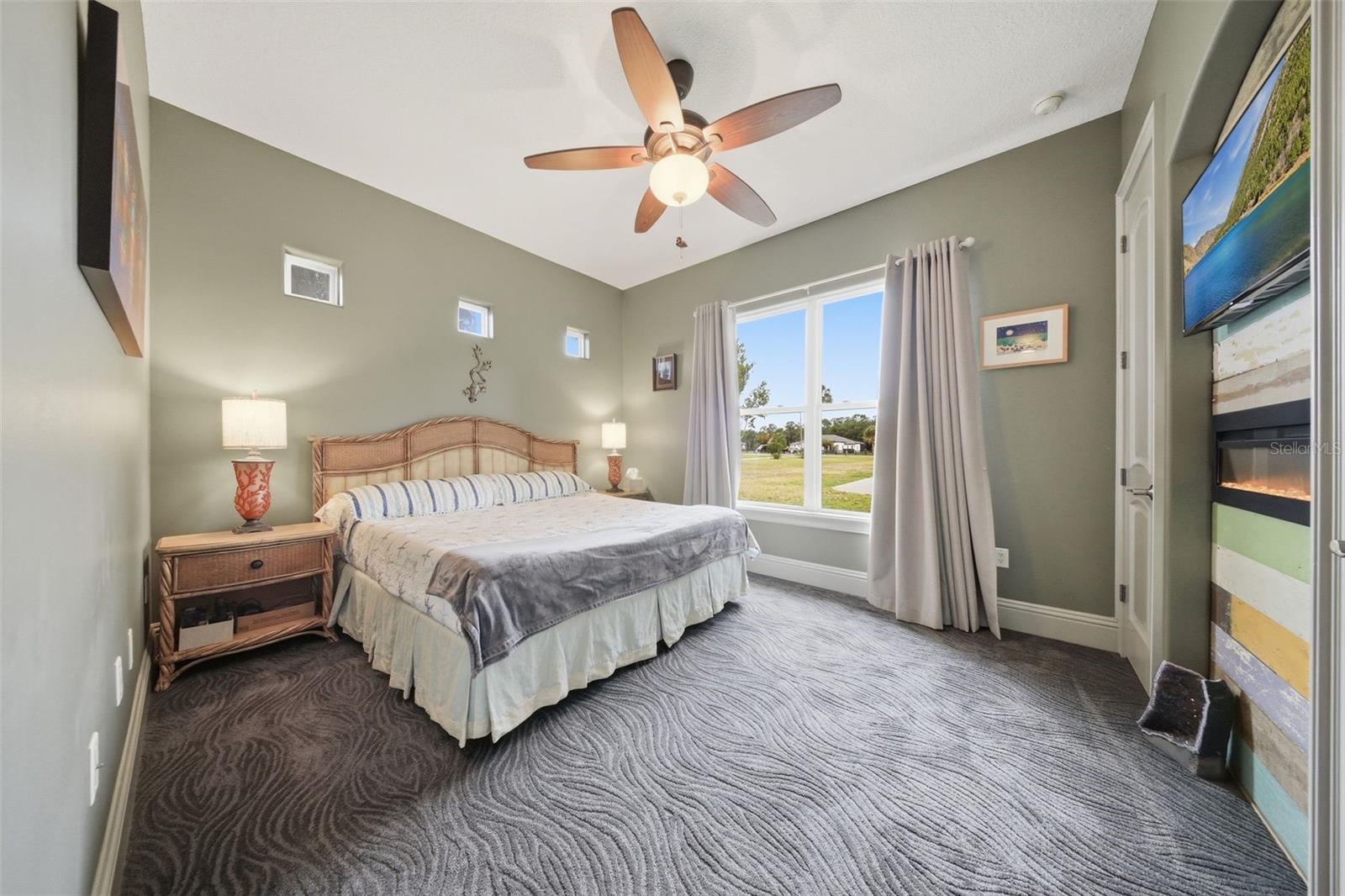 16401 E SHIRLEY SHORES RD, TAVARES, FL, 32778