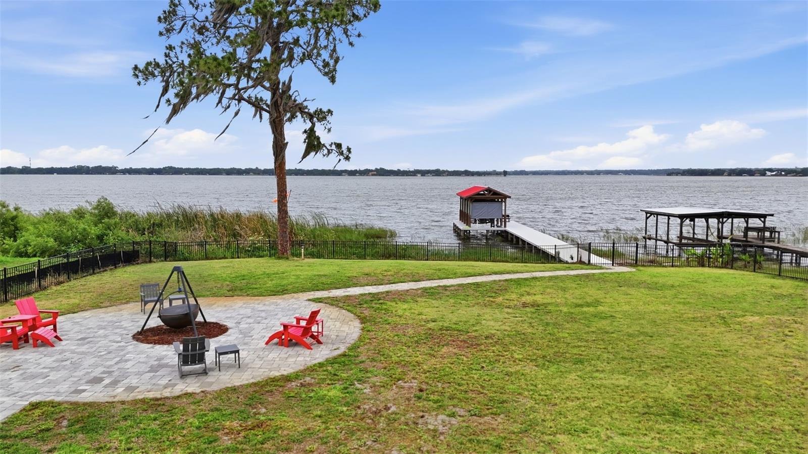 16401 E SHIRLEY SHORES RD, TAVARES, FL, 32778