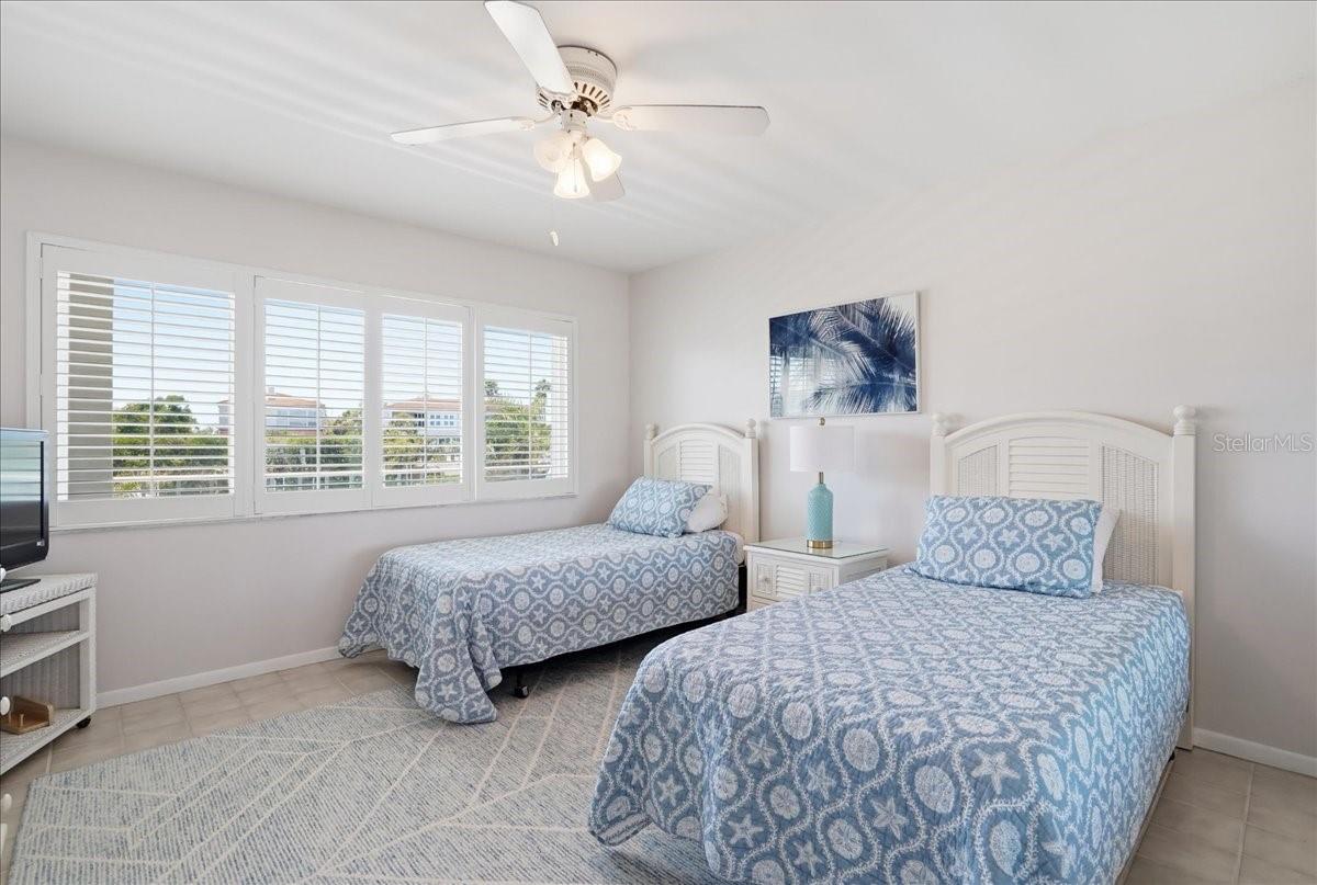 3330 GULF OF MEXICO DR #202D, LONGBOAT KEY, FL, 34228