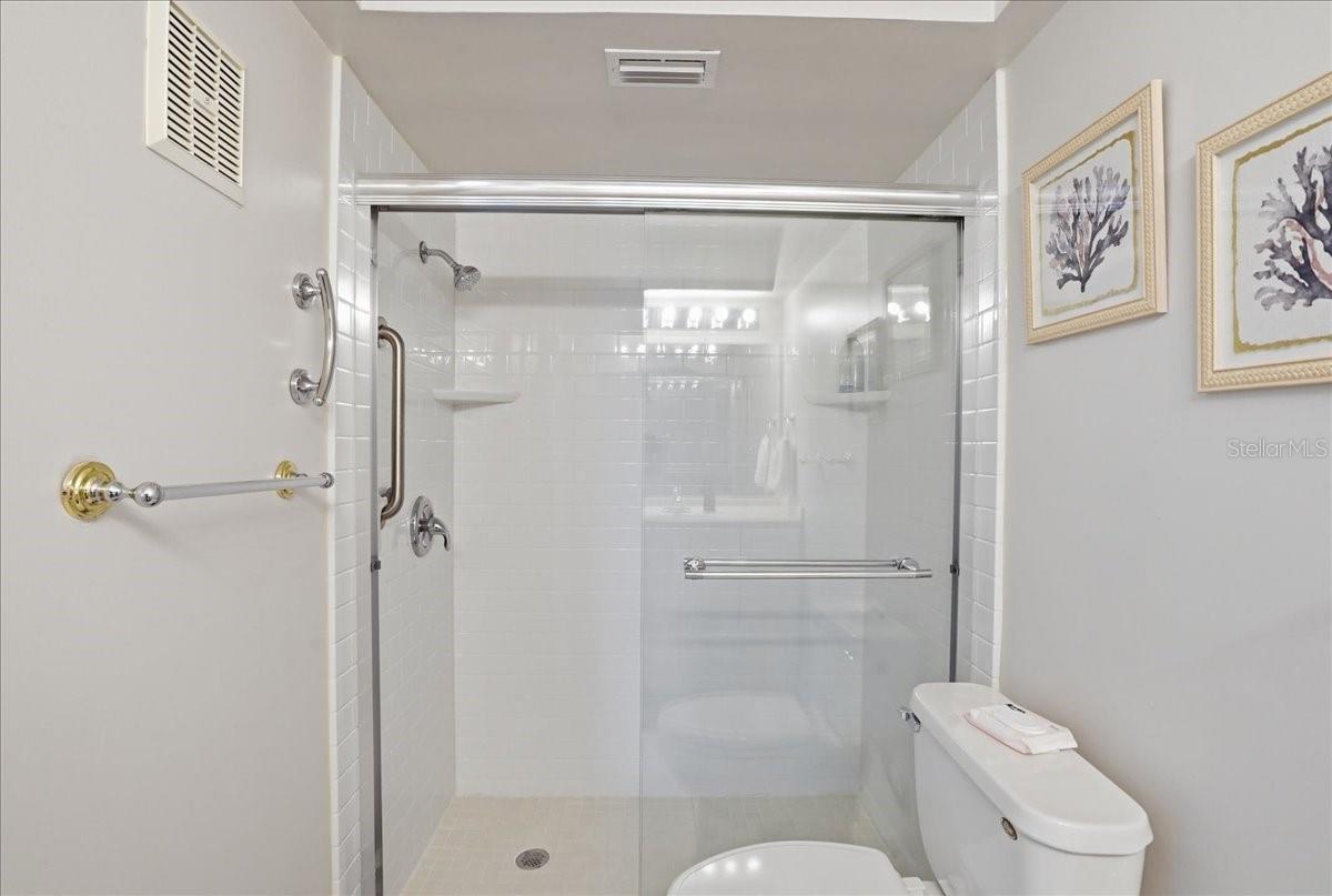 3330 GULF OF MEXICO DR #202D, LONGBOAT KEY, FL, 34228
