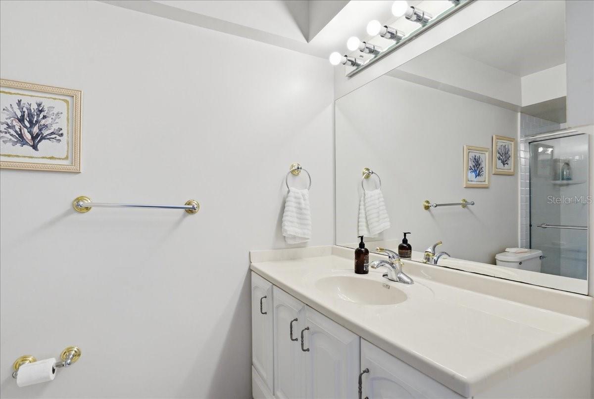 3330 GULF OF MEXICO DR #202D, LONGBOAT KEY, FL, 34228