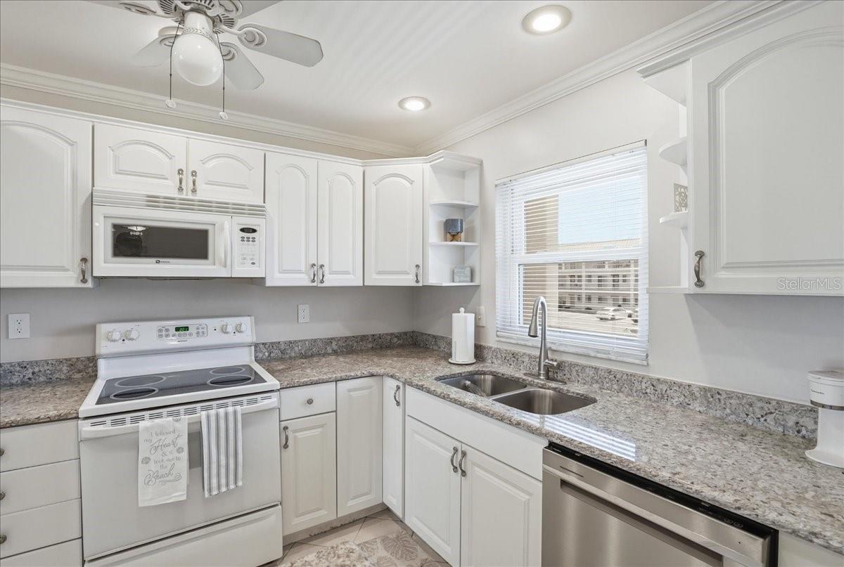 3330 GULF OF MEXICO DR #202D, LONGBOAT KEY, FL, 34228