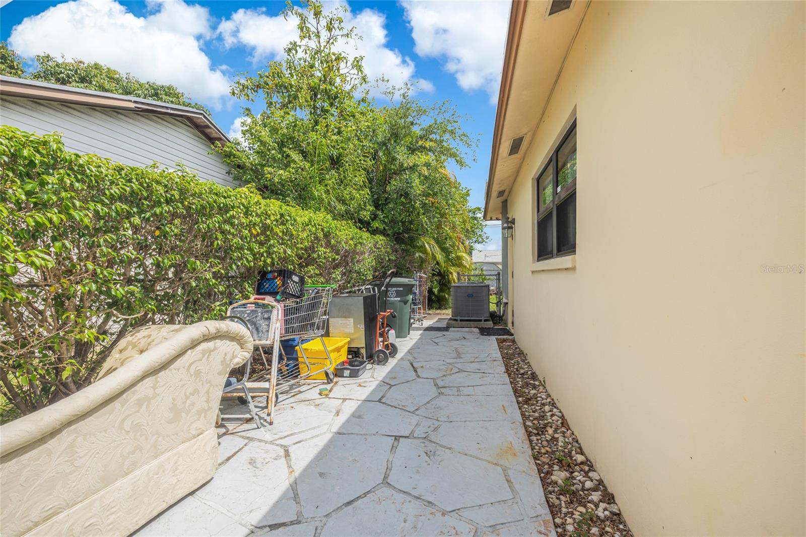 539 SABAL PALM DR, LAKE PARK, FL, 33403
