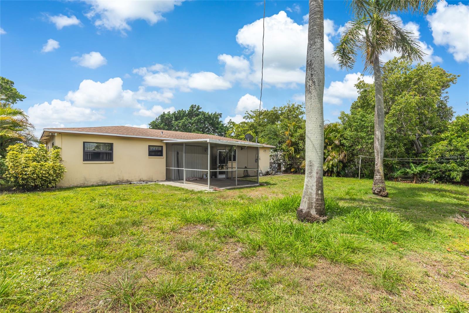 539 SABAL PALM DR, LAKE PARK, FL, 33403