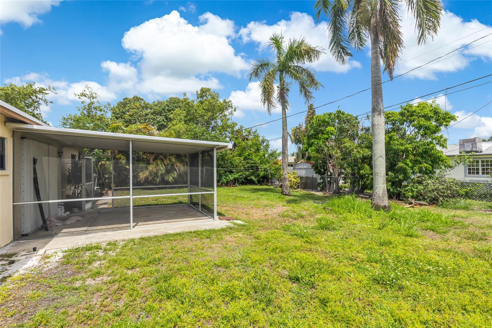 539 SABAL PALM DR, LAKE PARK, FL, 33403