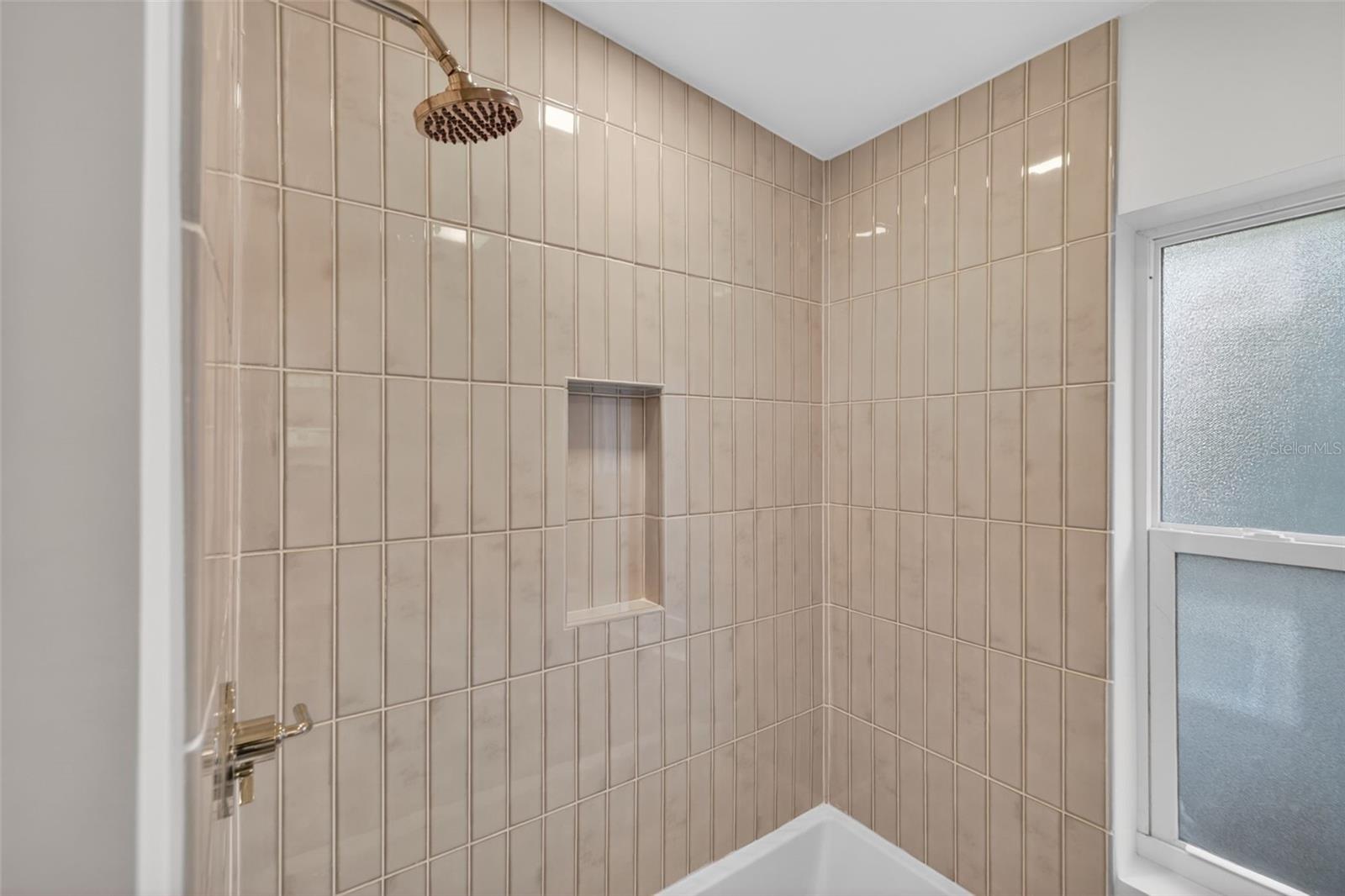 124 19TH AVE N, ST PETERSBURG, FL, 33704