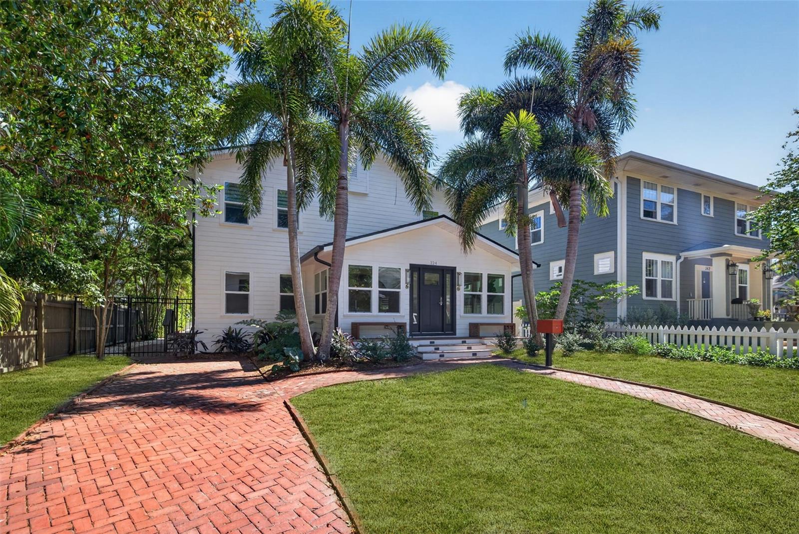 124 19TH AVE N, ST PETERSBURG, FL, 33704