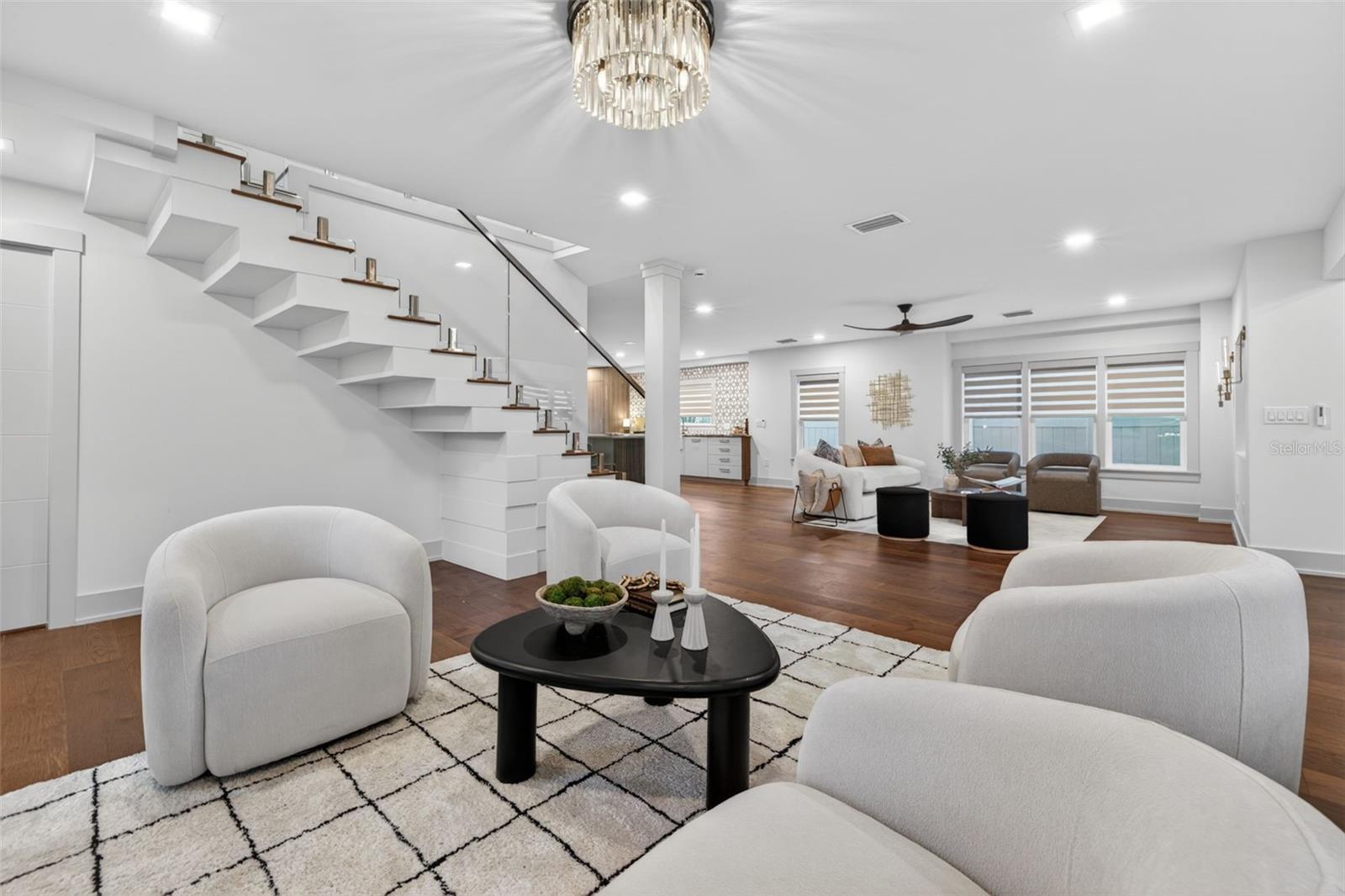 124 19TH AVE N, ST PETERSBURG, FL, 33704