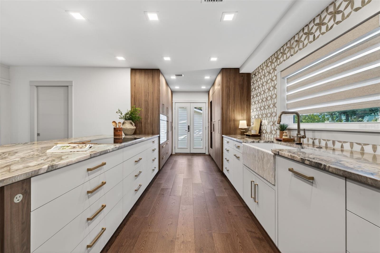 124 19TH AVE N, ST PETERSBURG, FL, 33704