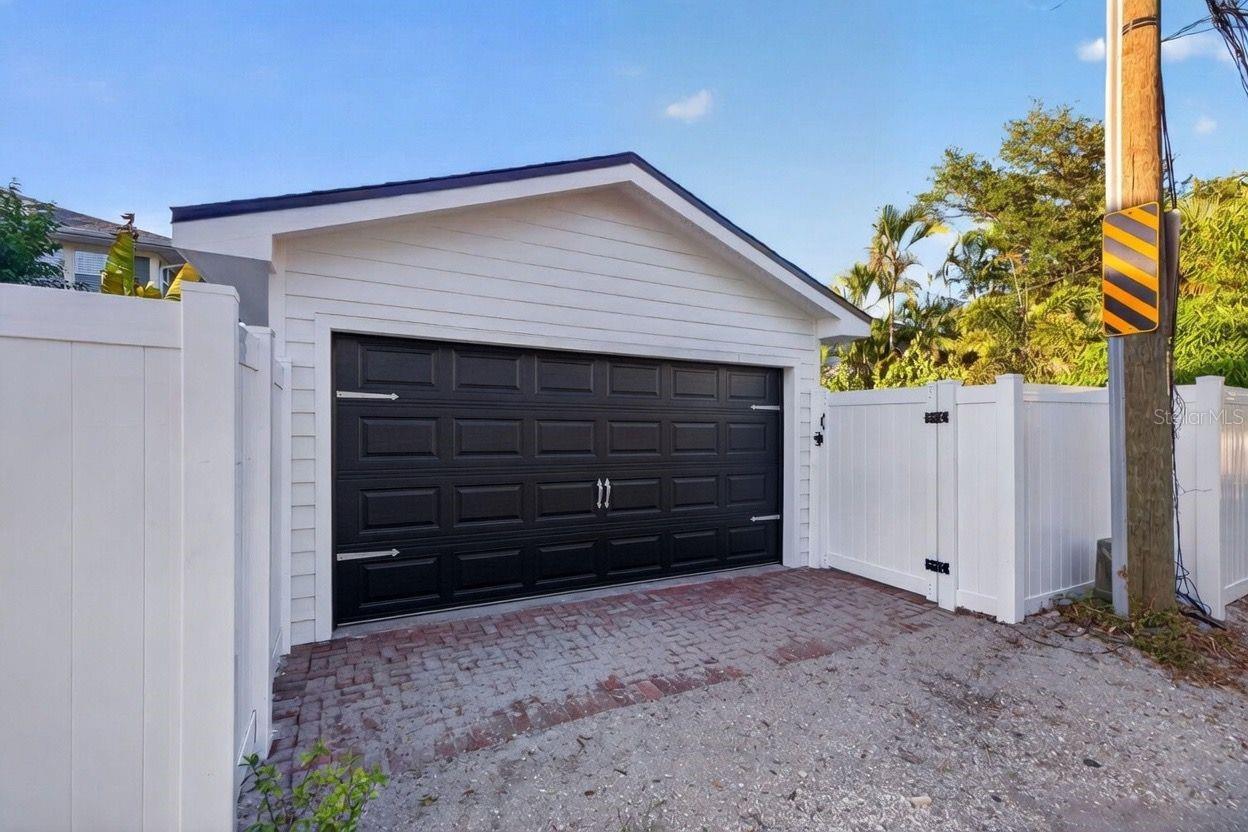 124 19TH AVE N, ST PETERSBURG, FL, 33704