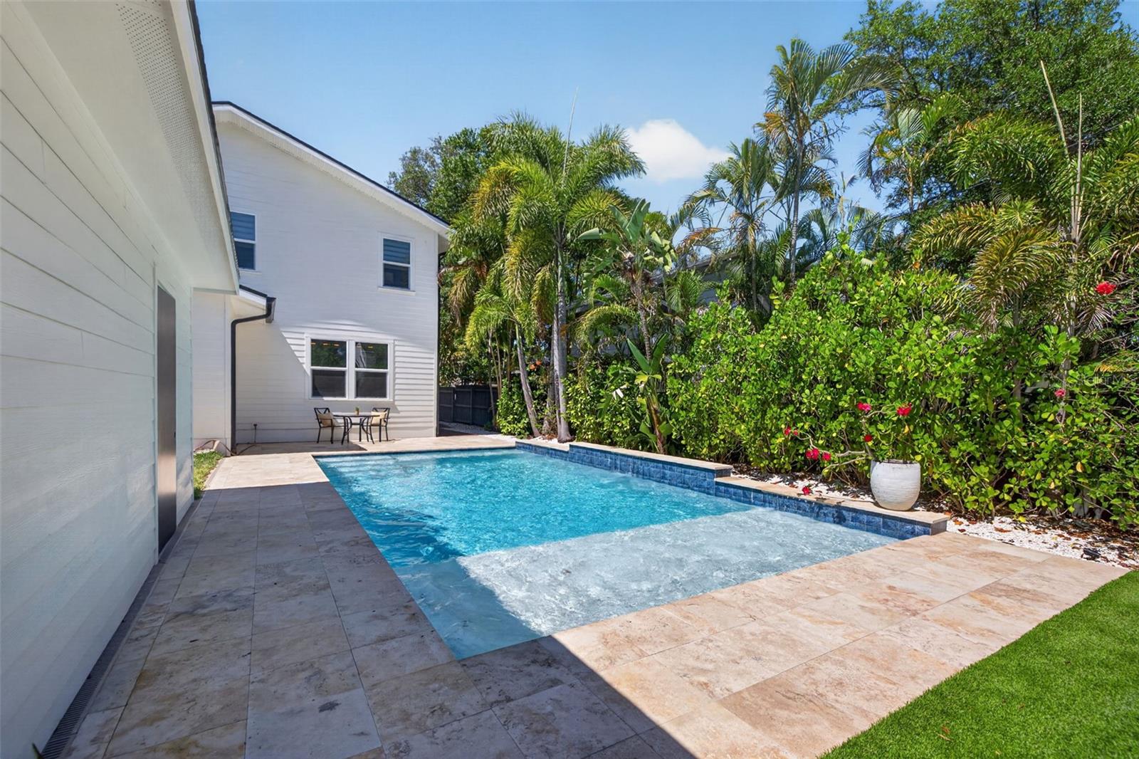 124 19TH AVE N, ST PETERSBURG, FL, 33704