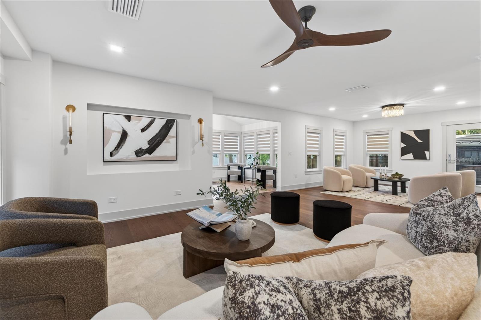 124 19TH AVE N, ST PETERSBURG, FL, 33704