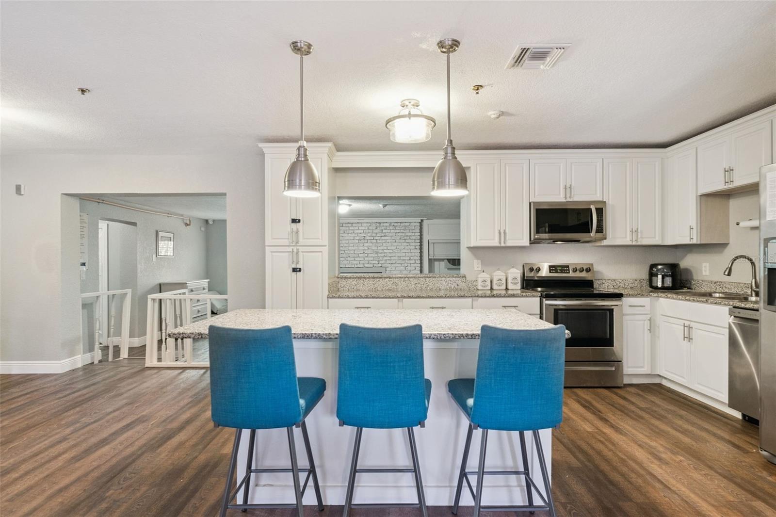 78 S WINTER PARK DR, CASSELBERRY, FL, 32707