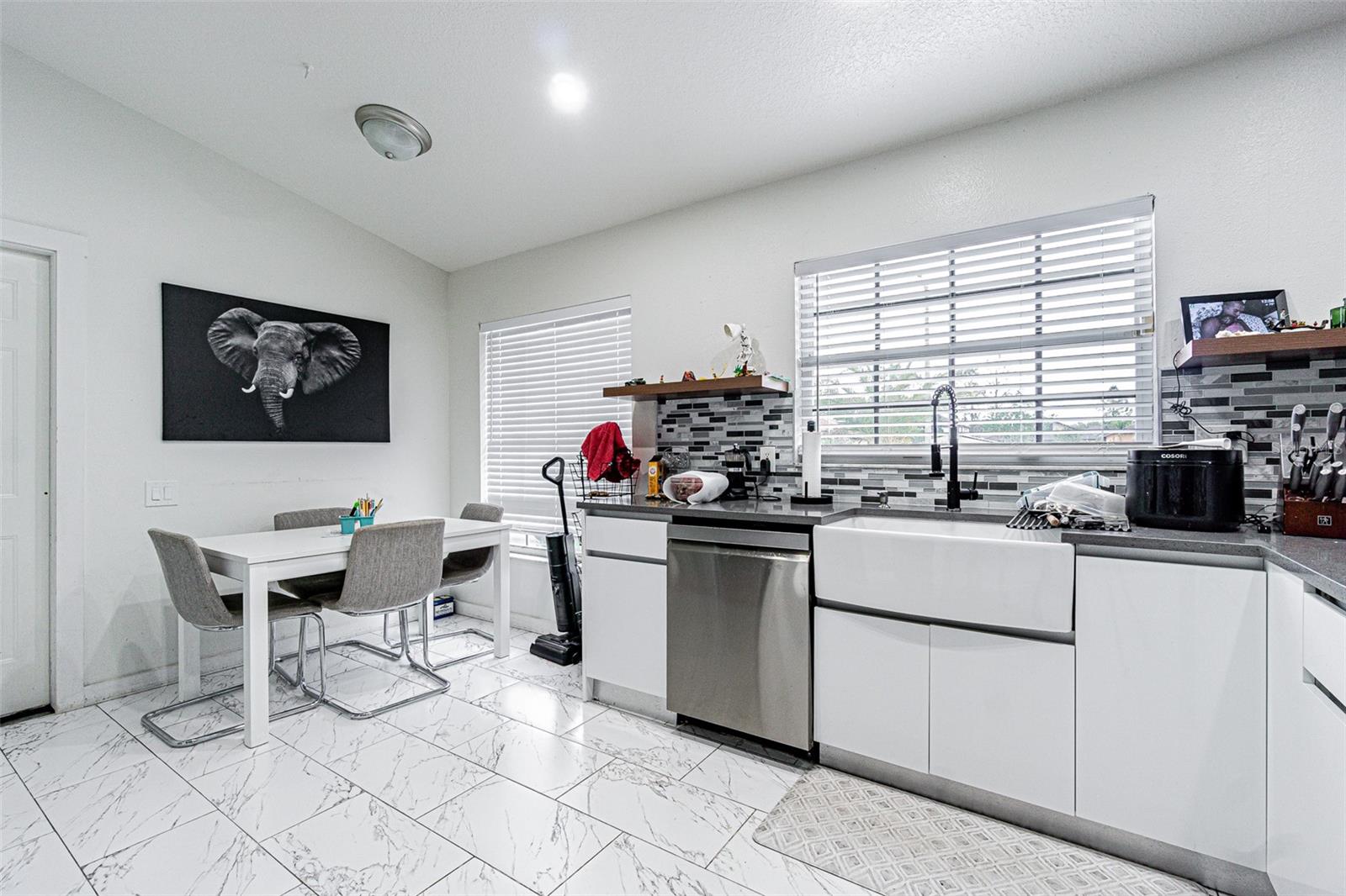 12121 COLONIAL ESTATES LN, RIVERVIEW, FL, 33579