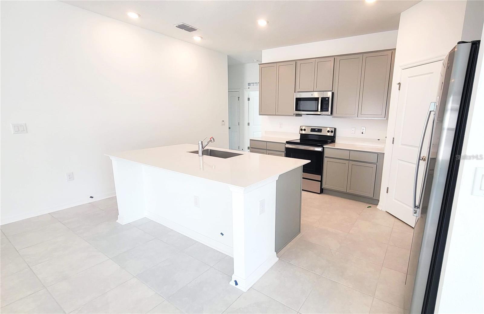 413 SINGING SANDS, LAKE WALES, FL, 33859