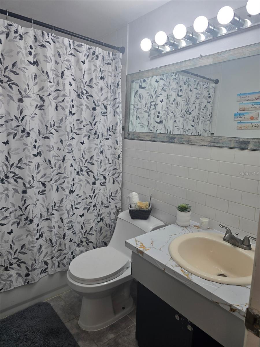 2203 MAUREEN DR, HOLIDAY, FL, 34690