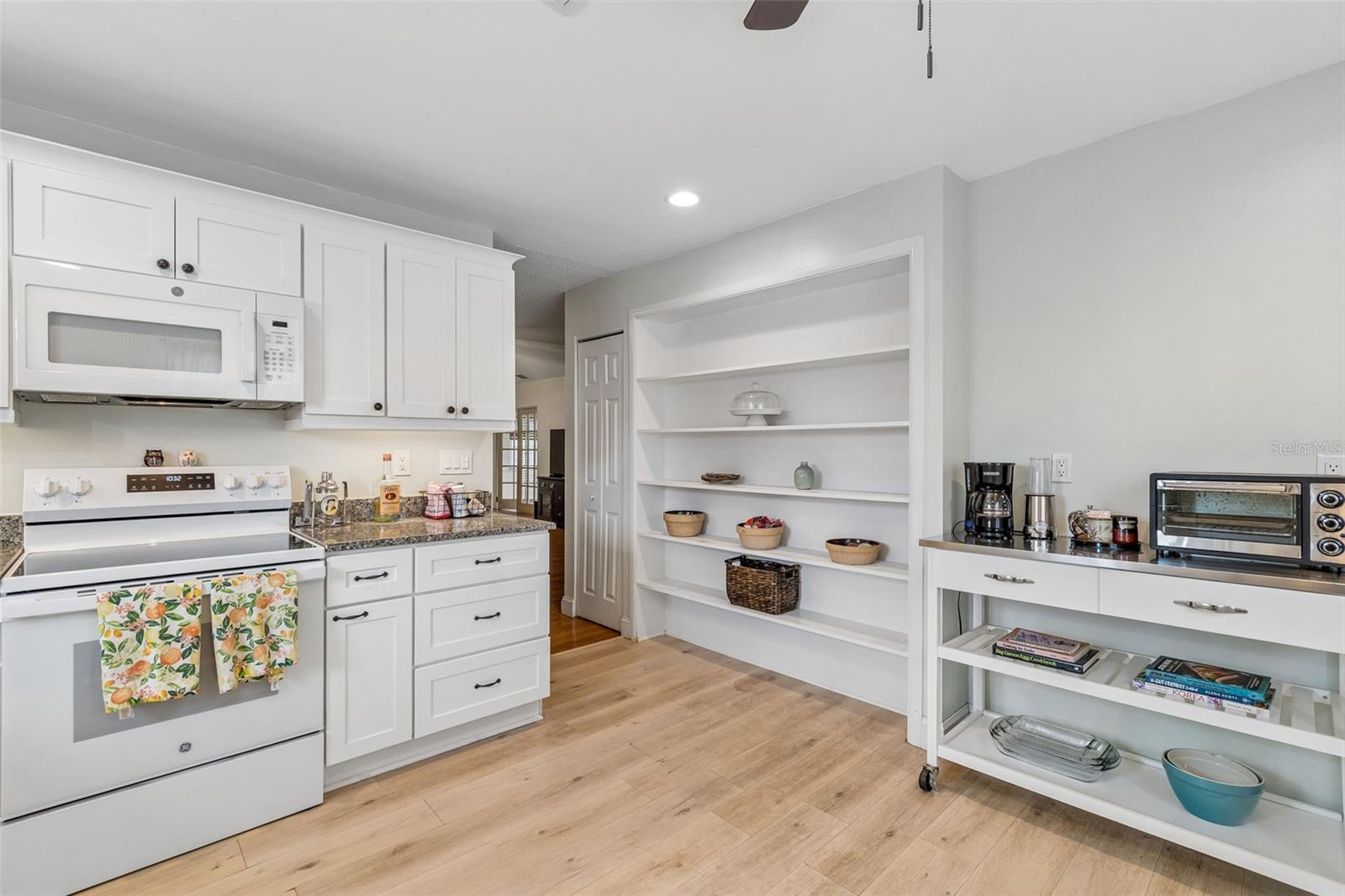 4733 RIDGE POINT DR, TAMPA, FL, 33624