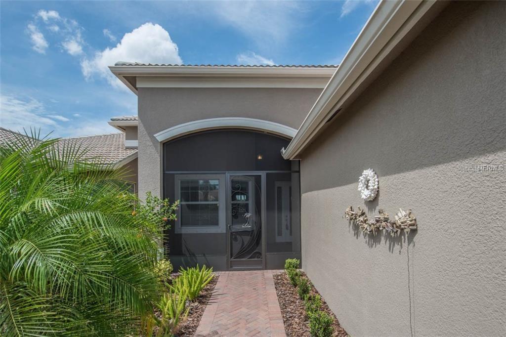 15646 AURORA LAKE CIR, WIMAUMA, FL, 33598