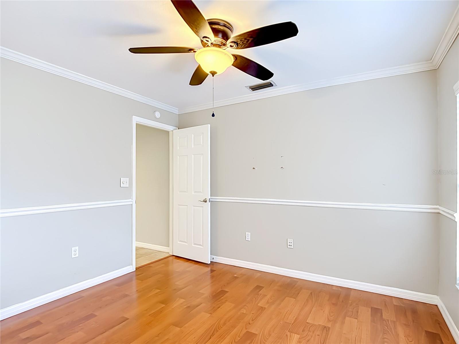 811 AMBASSADOR LOOP, TAMPA, FL, 33613