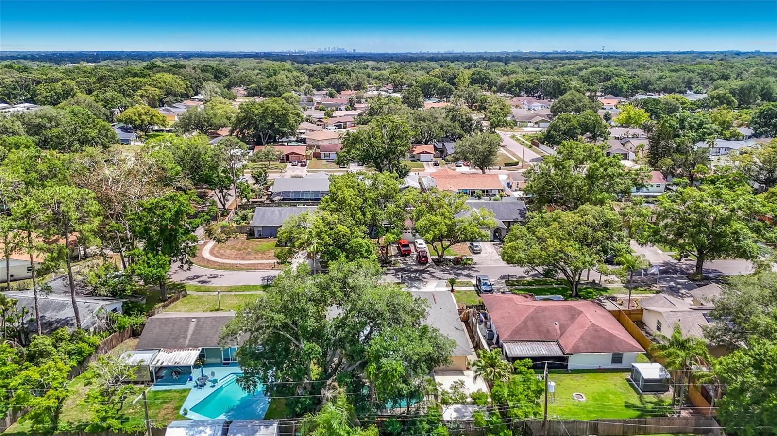 811 AMBASSADOR LOOP, TAMPA, FL, 33613