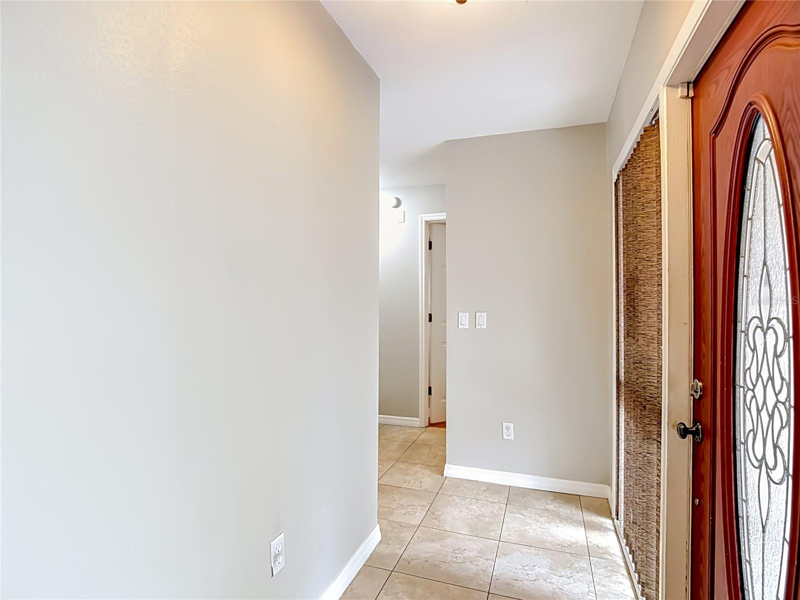 811 AMBASSADOR LOOP, TAMPA, FL, 33613