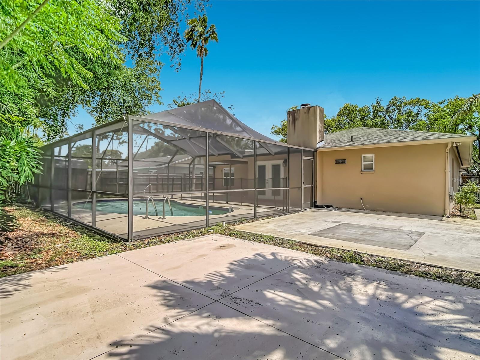 811 AMBASSADOR LOOP, TAMPA, FL, 33613