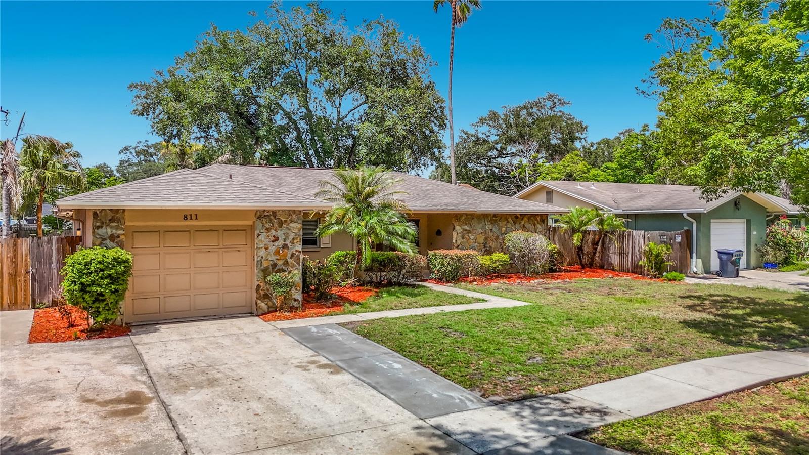 811 AMBASSADOR LOOP, TAMPA, FL, 33613