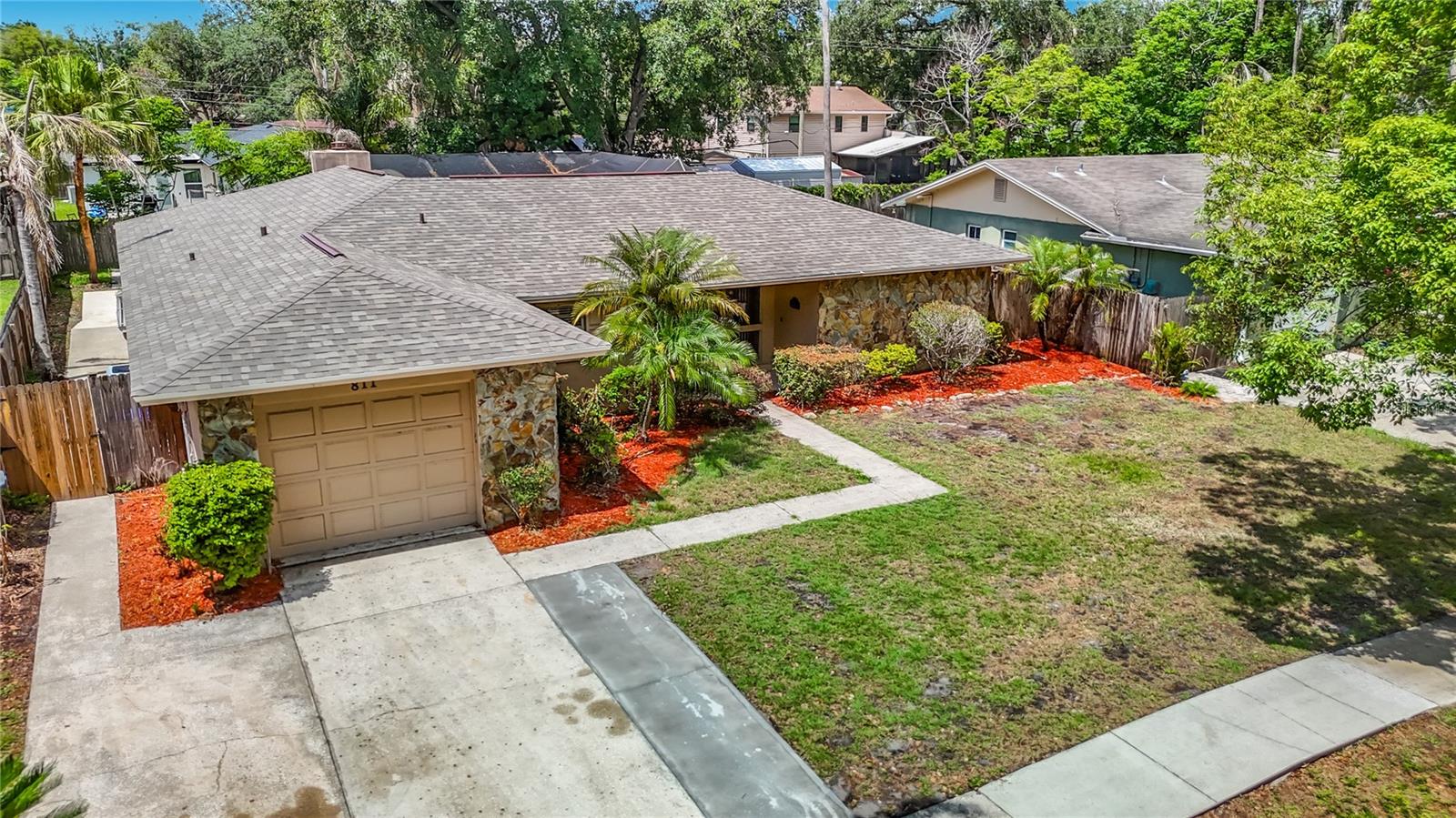 811 AMBASSADOR LOOP, TAMPA, FL, 33613