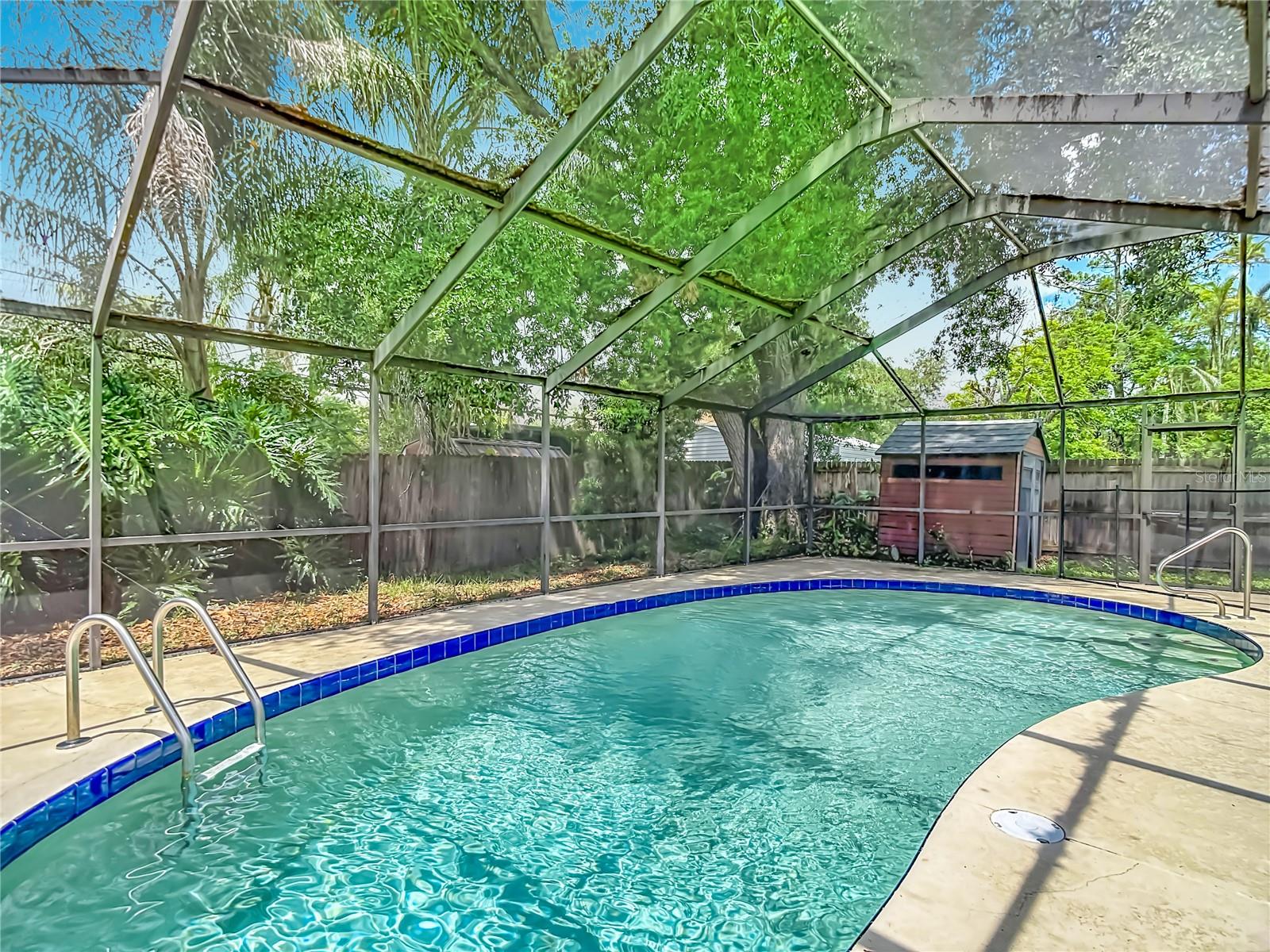 811 AMBASSADOR LOOP, TAMPA, FL, 33613