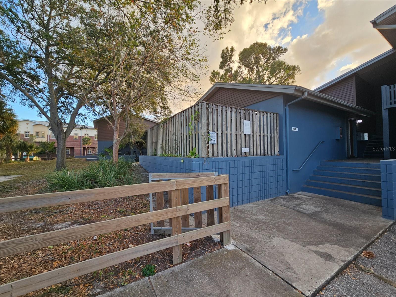 7610 W POWHATAN AVE #1, TAMPA, FL, 33615