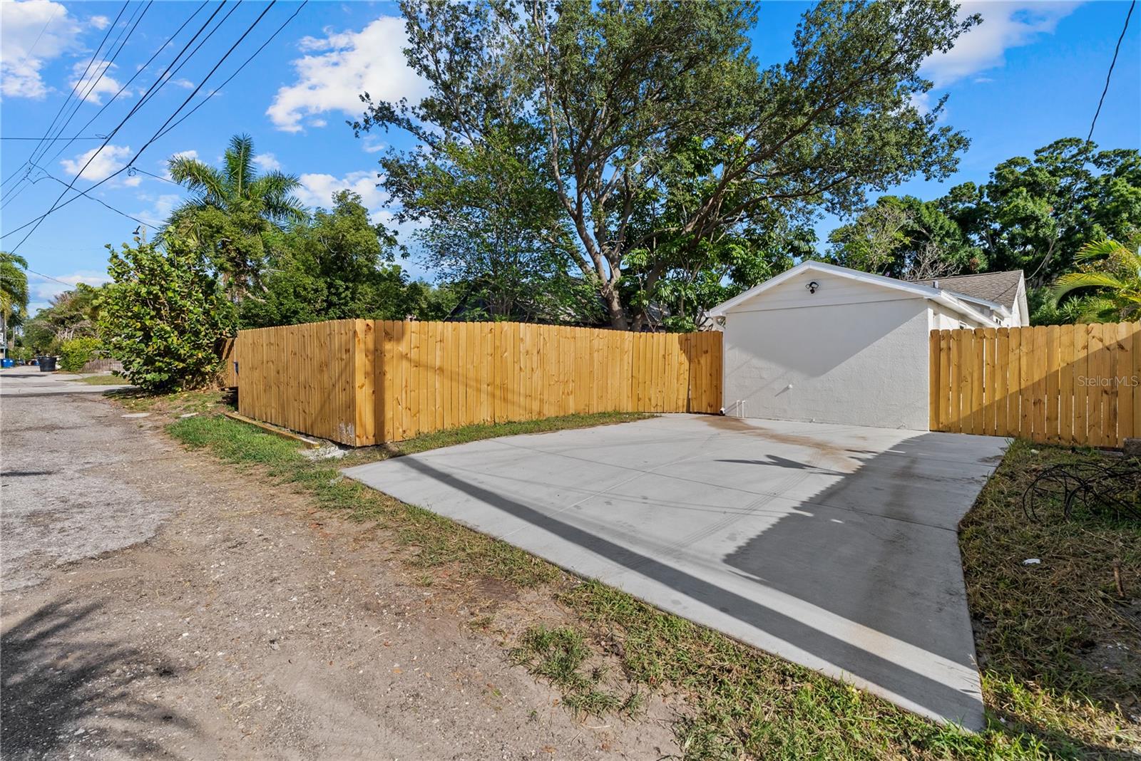 1211 16TH AVE N, ST PETERSBURG, FL, 33704