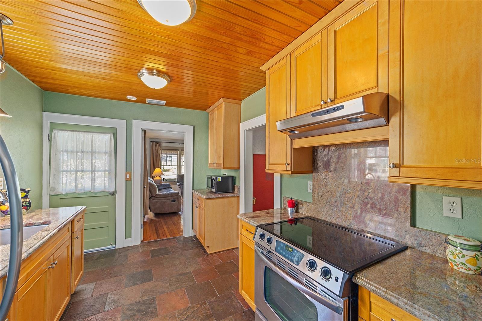 114 NE 11TH AVE, OCALA, FL, 34470