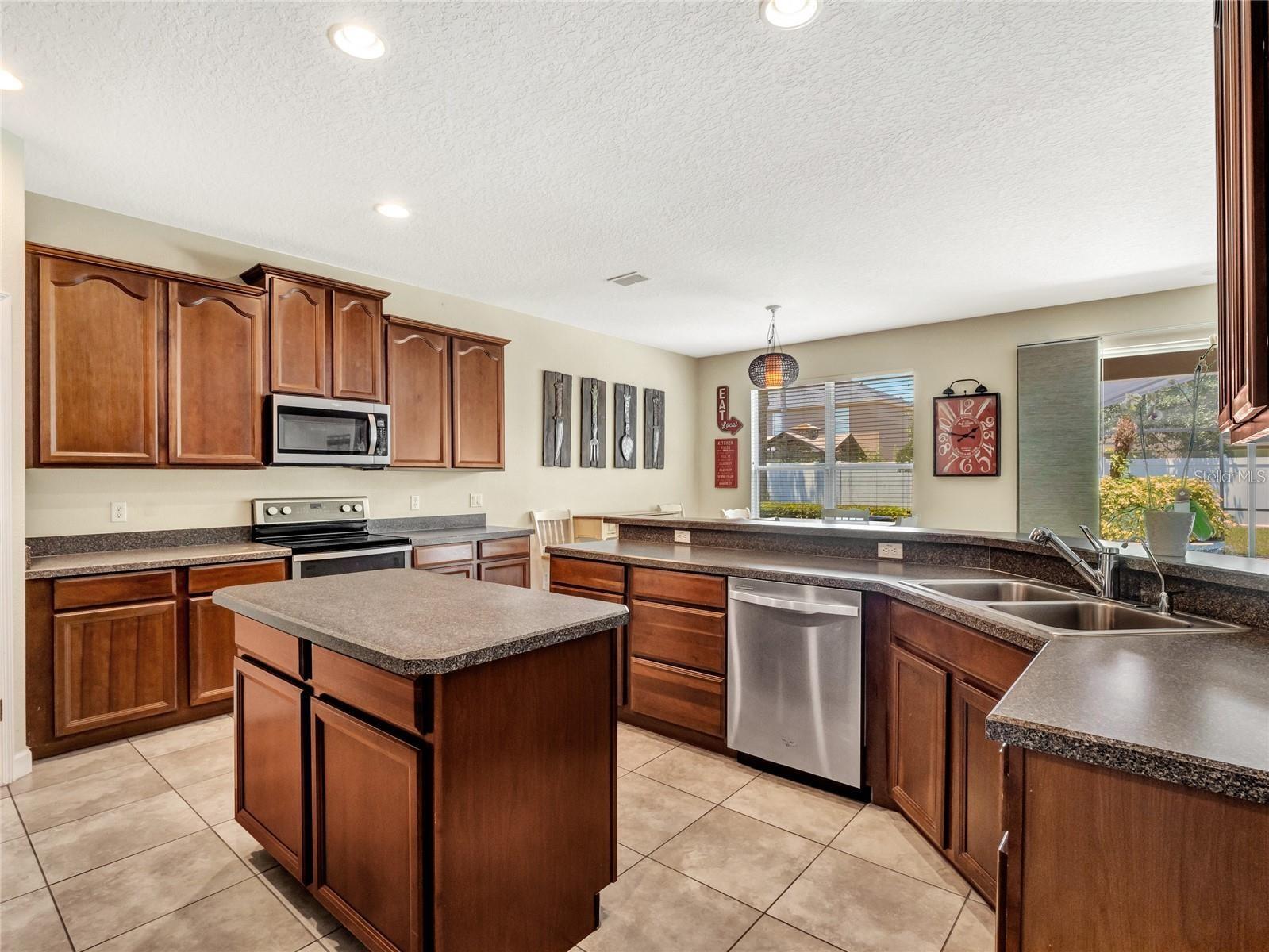 10023 IANS RIDGE RD, ORLANDO, FL, 32832
