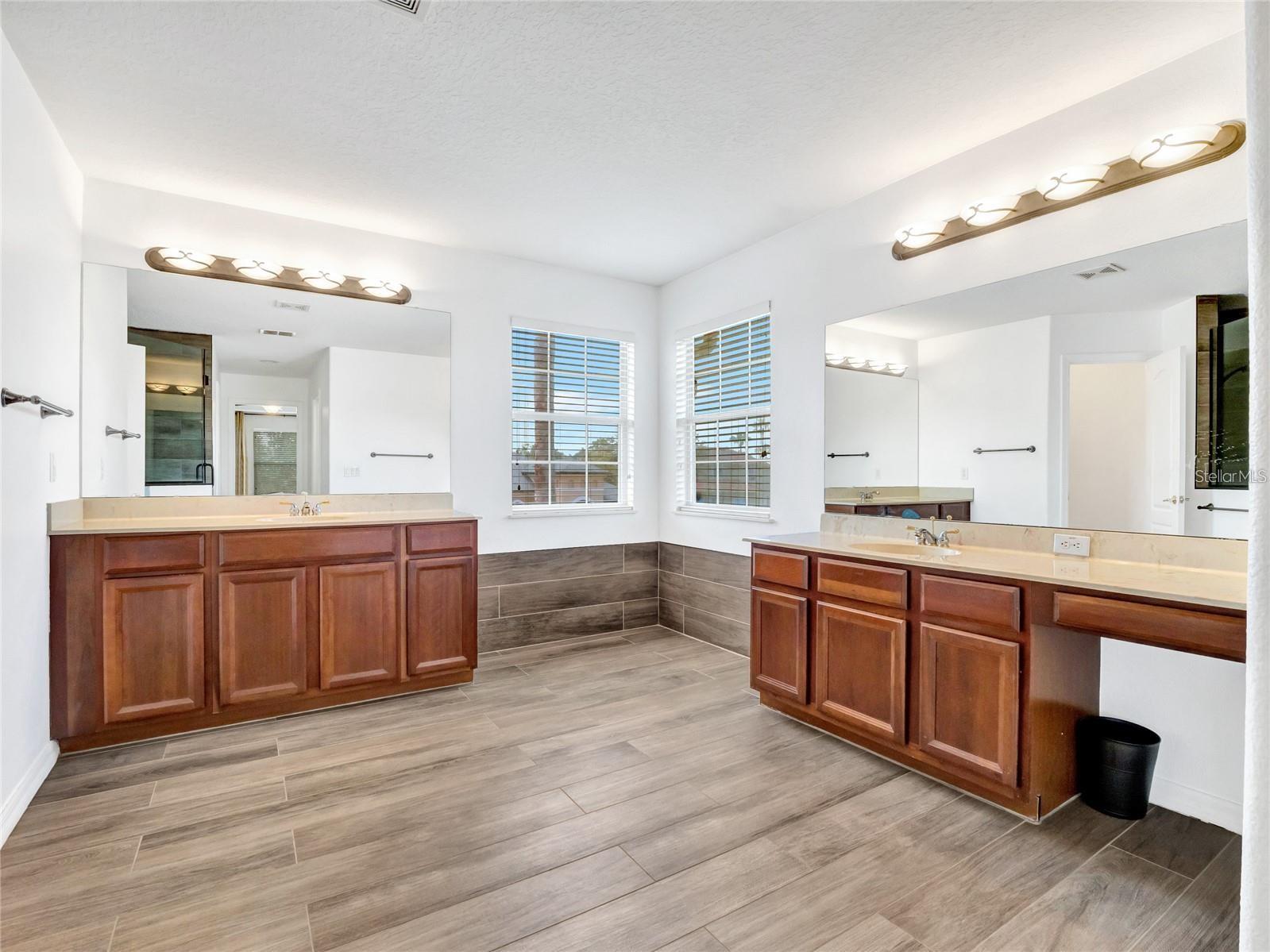 10023 IANS RIDGE RD, ORLANDO, FL, 32832