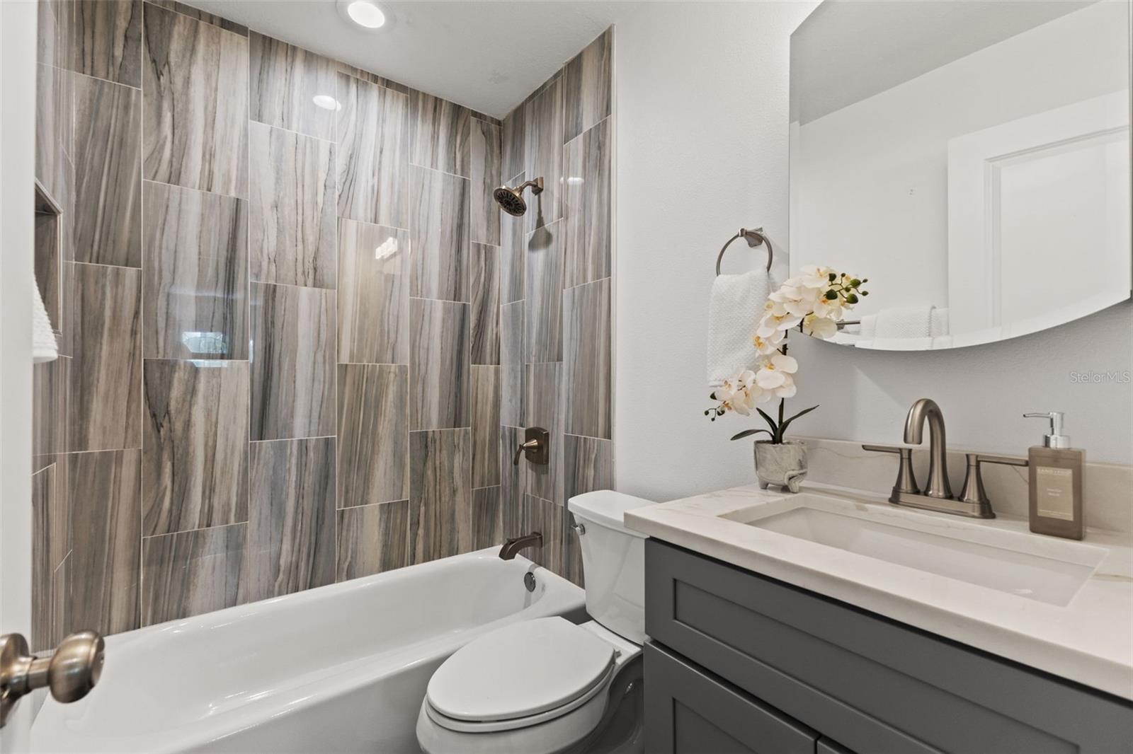 4631 W BAY VILLA AVE, TAMPA, FL, 33611