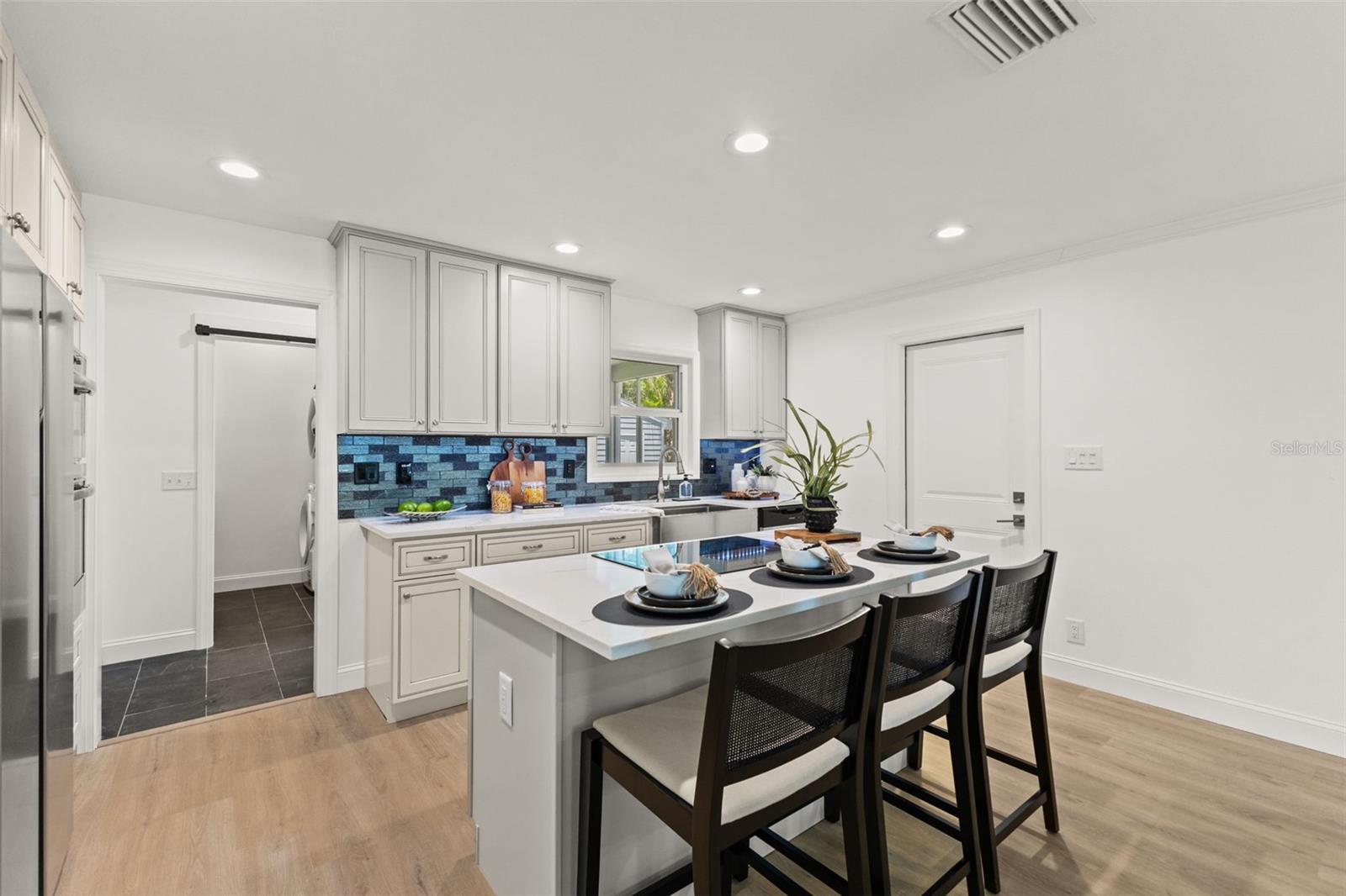 4631 W BAY VILLA AVE, TAMPA, FL, 33611