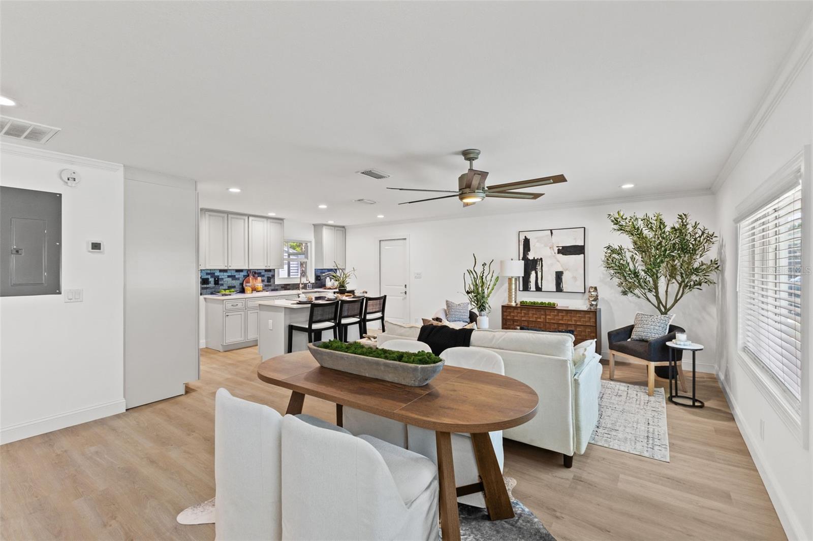 4631 W BAY VILLA AVE, TAMPA, FL, 33611