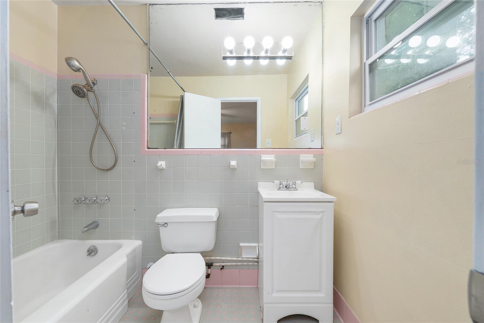 1414 NE 13TH ST, GAINESVILLE, FL, 32601