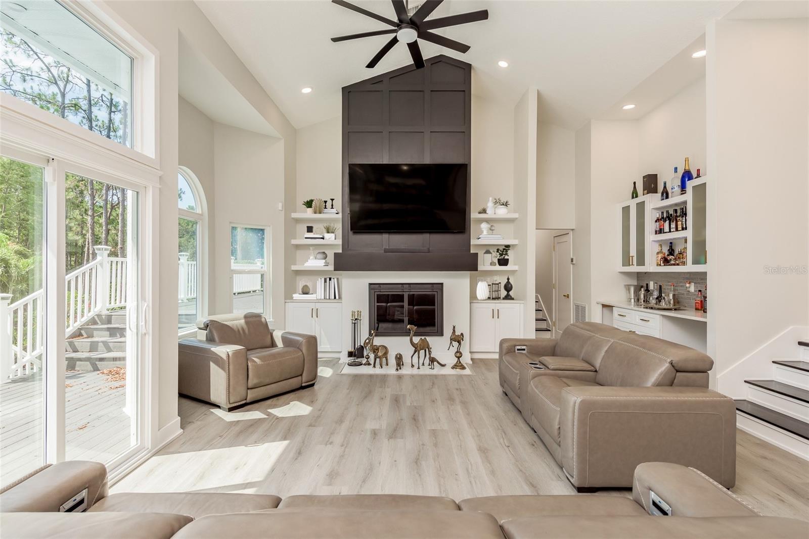 877 CYPRESS LAKEVIEW CT, TARPON SPRINGS, FL, 34688