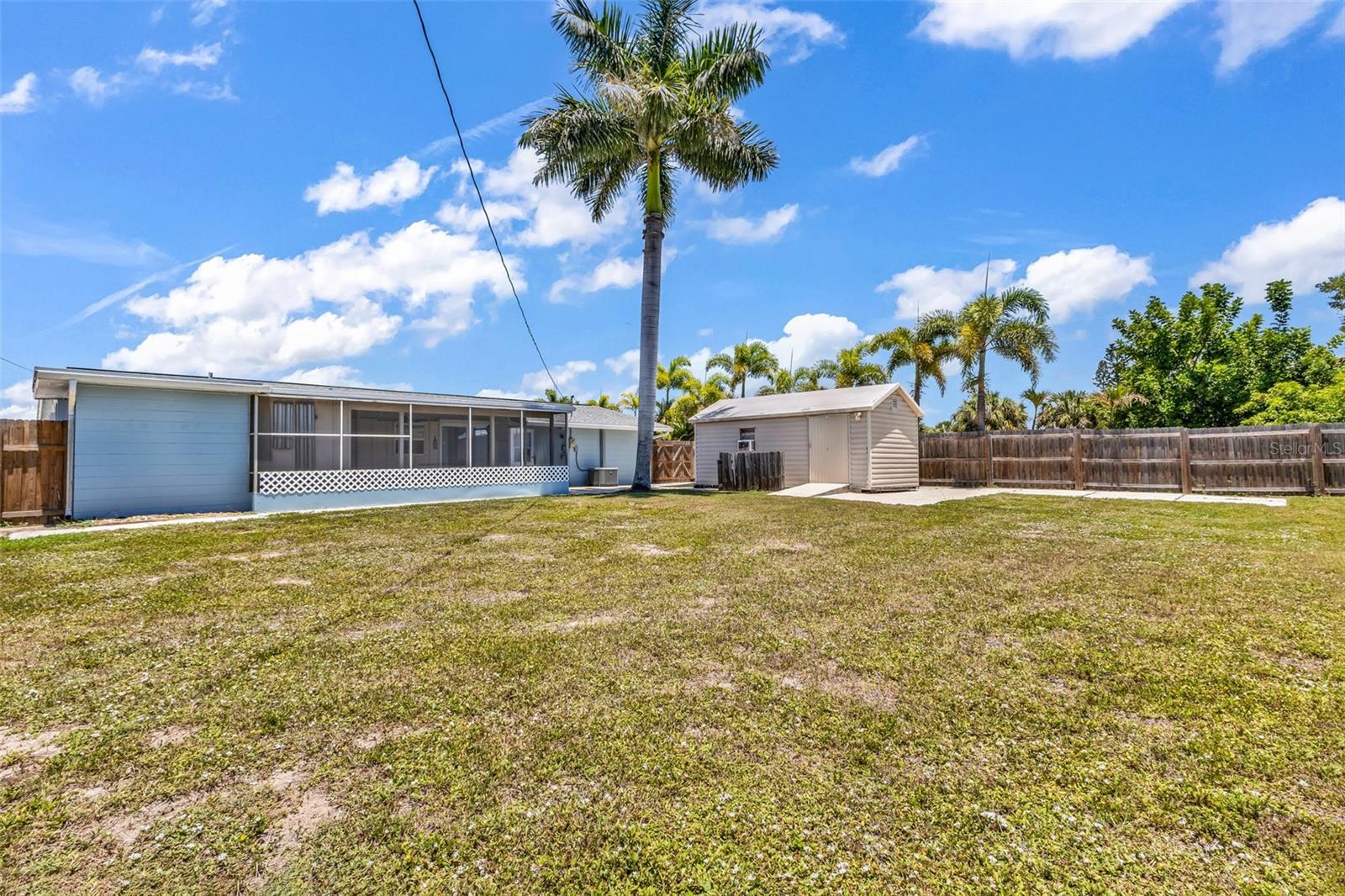 433 GLENRIDGE AVE NW, PORT CHARLOTTE, FL, 33952