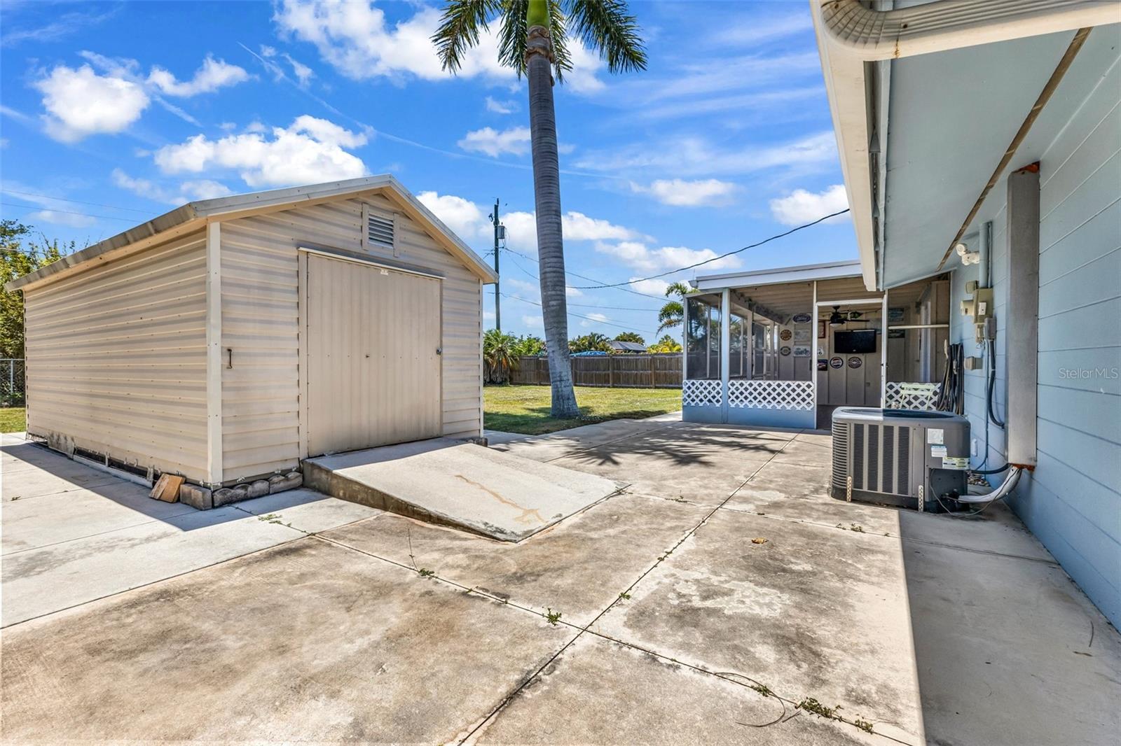 433 GLENRIDGE AVE NW, PORT CHARLOTTE, FL, 33952
