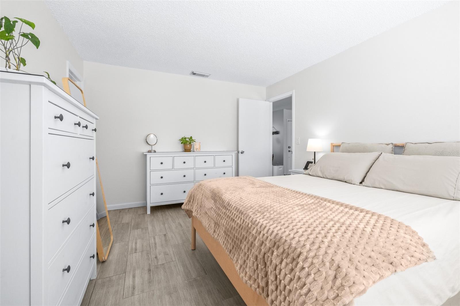 11147 LONGHILL DR N, PINELLAS PARK, FL, 33782