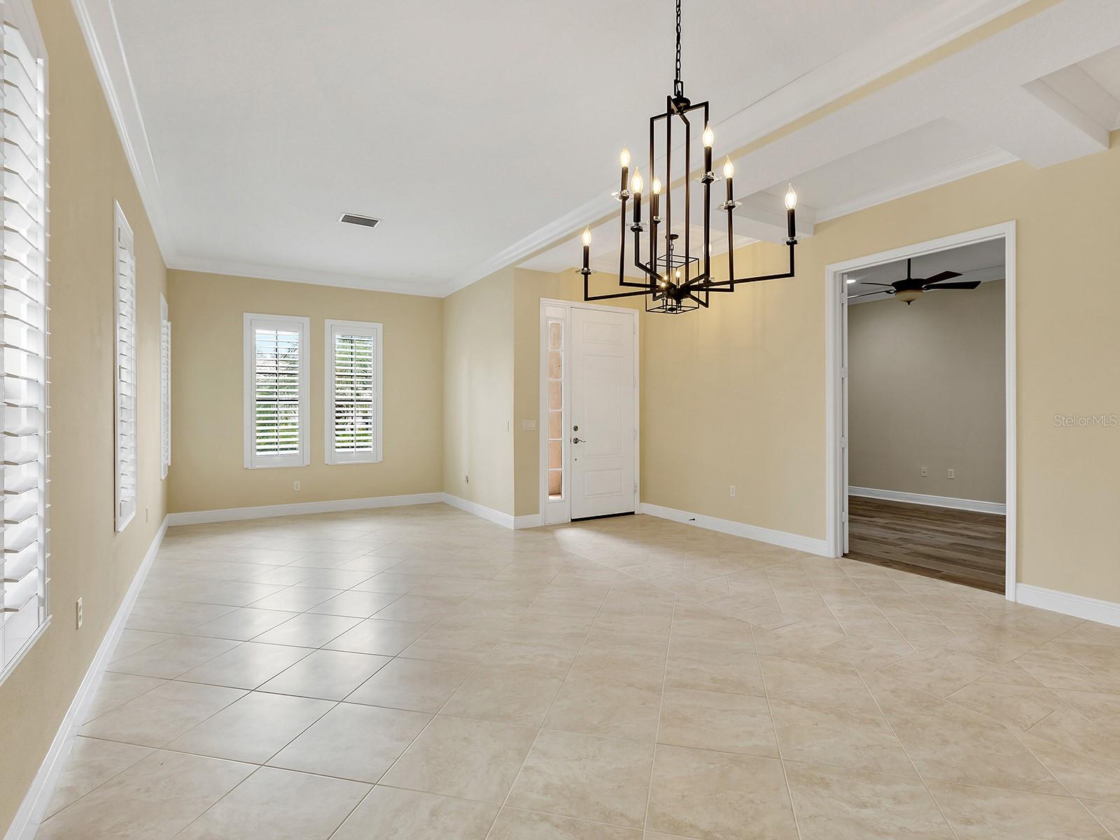 7210 LAKE FOREST GLN, LAKEWOOD RANCH, FL, 34202
