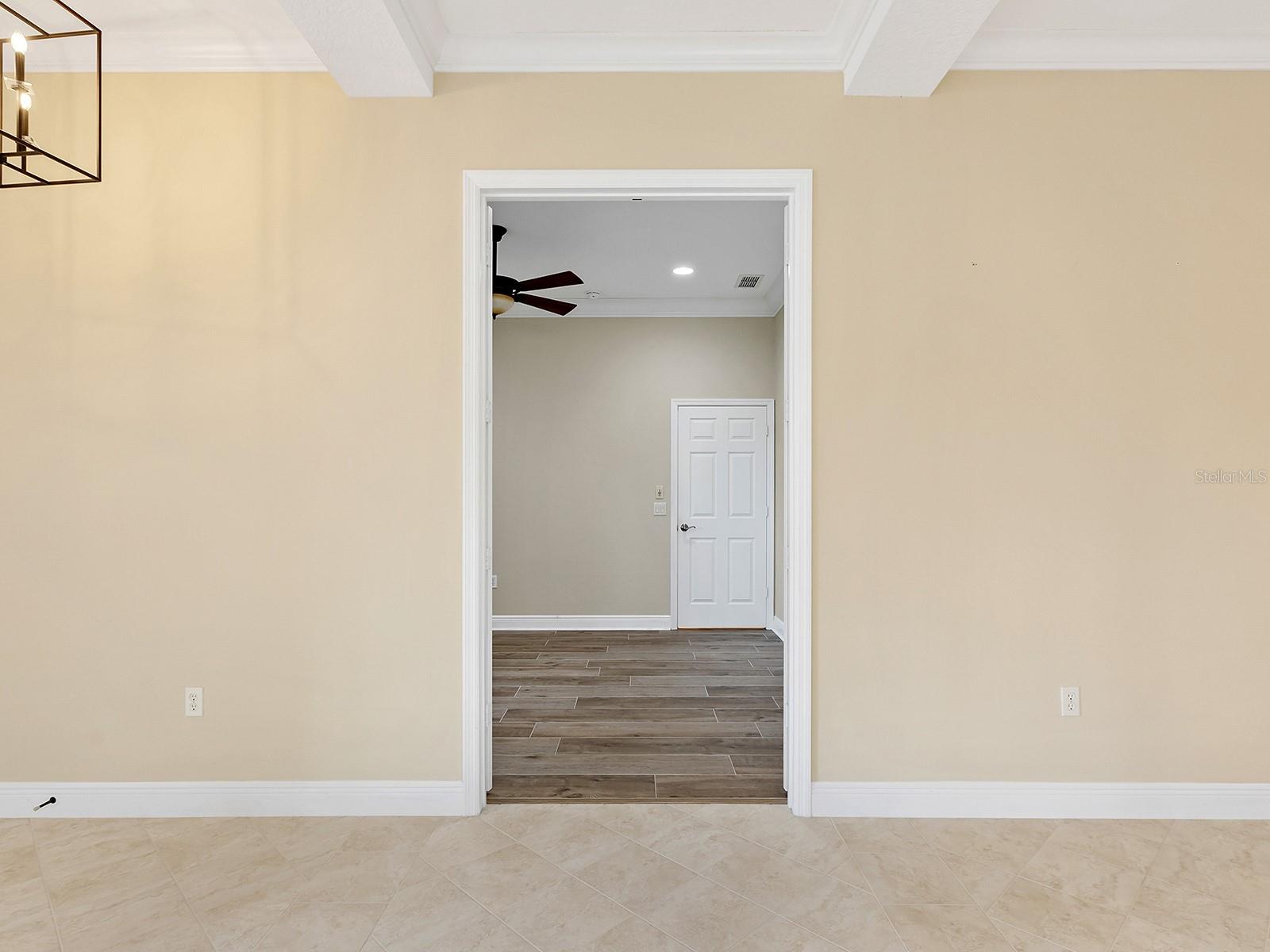 7210 LAKE FOREST GLN, LAKEWOOD RANCH, FL, 34202