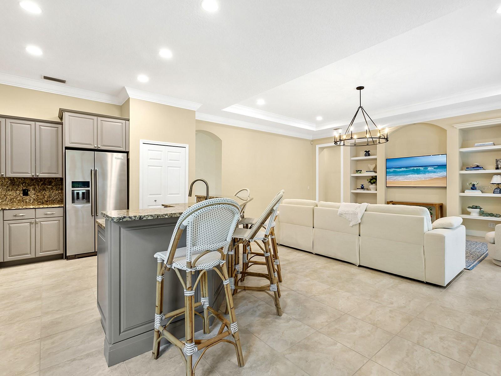7210 LAKE FOREST GLN, LAKEWOOD RANCH, FL, 34202