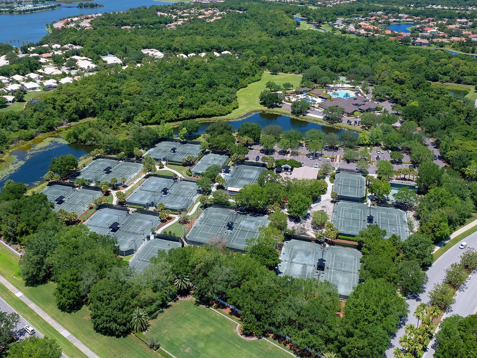 7210 LAKE FOREST GLN, LAKEWOOD RANCH, FL, 34202