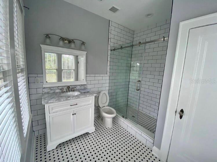 5205 N CENTRAL AVE, TAMPA, FL, 33603