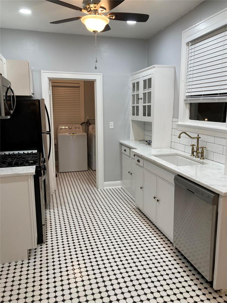 5205 N CENTRAL AVE, TAMPA, FL, 33603
