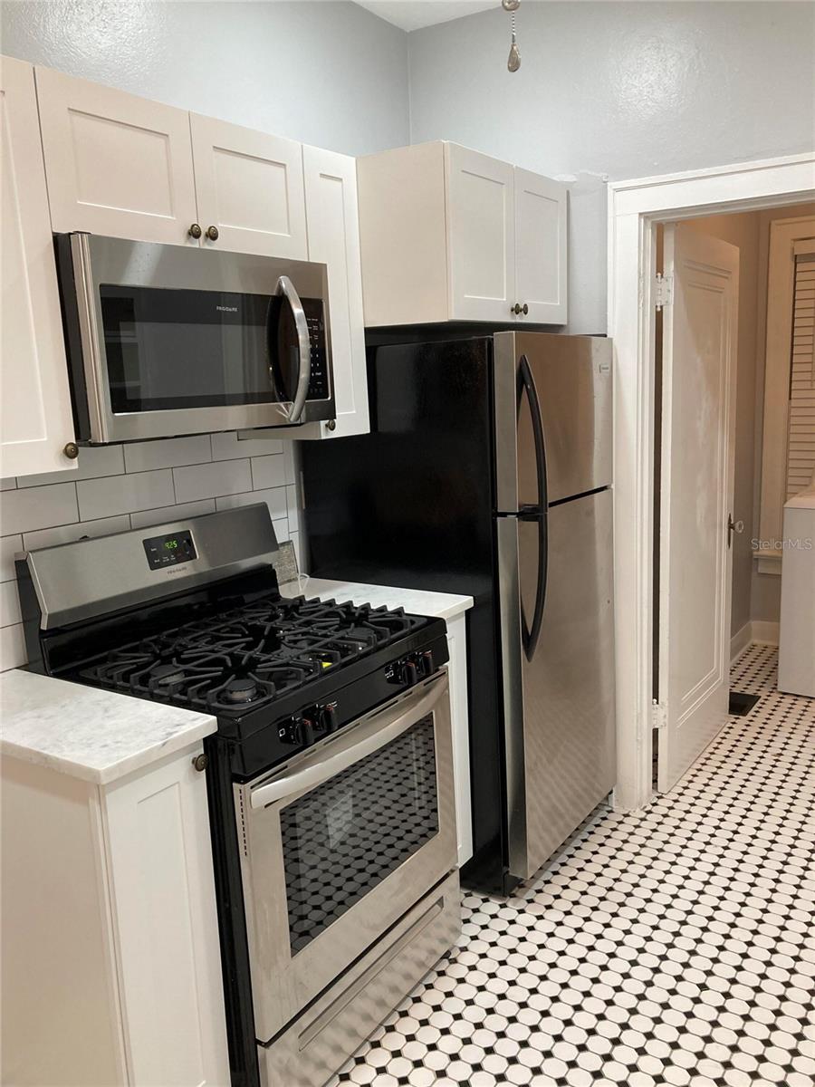 5205 N CENTRAL AVE, TAMPA, FL, 33603