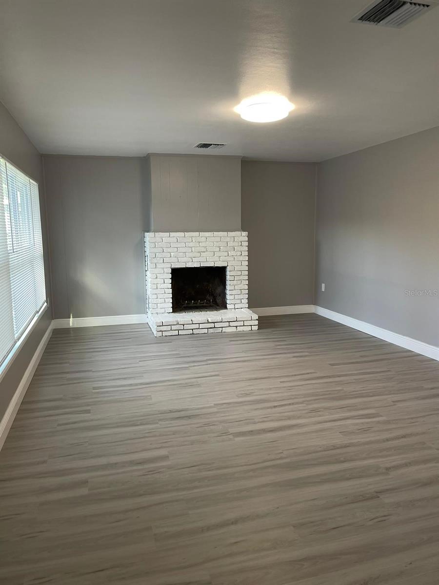 2302 CONTINENTAL BLVD, ORLANDO, FL, 32808